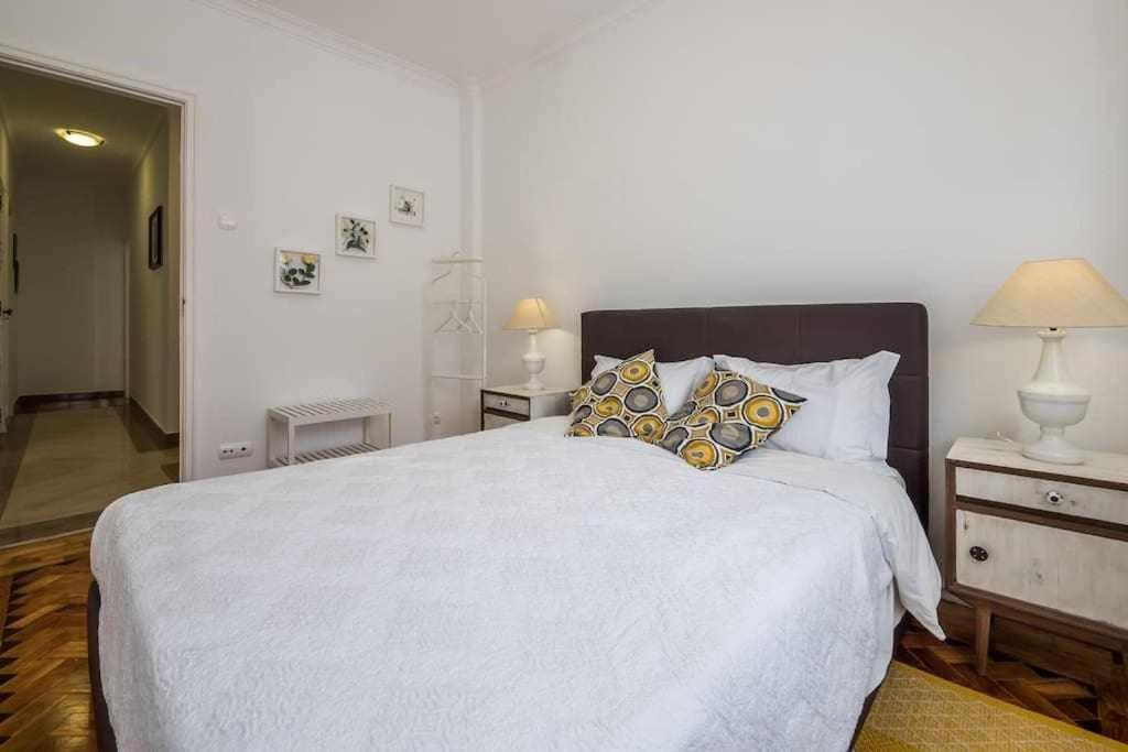 Apart Lisboa Confortavel 2 Quartos Com Terraco Одивелас Екстериор снимка